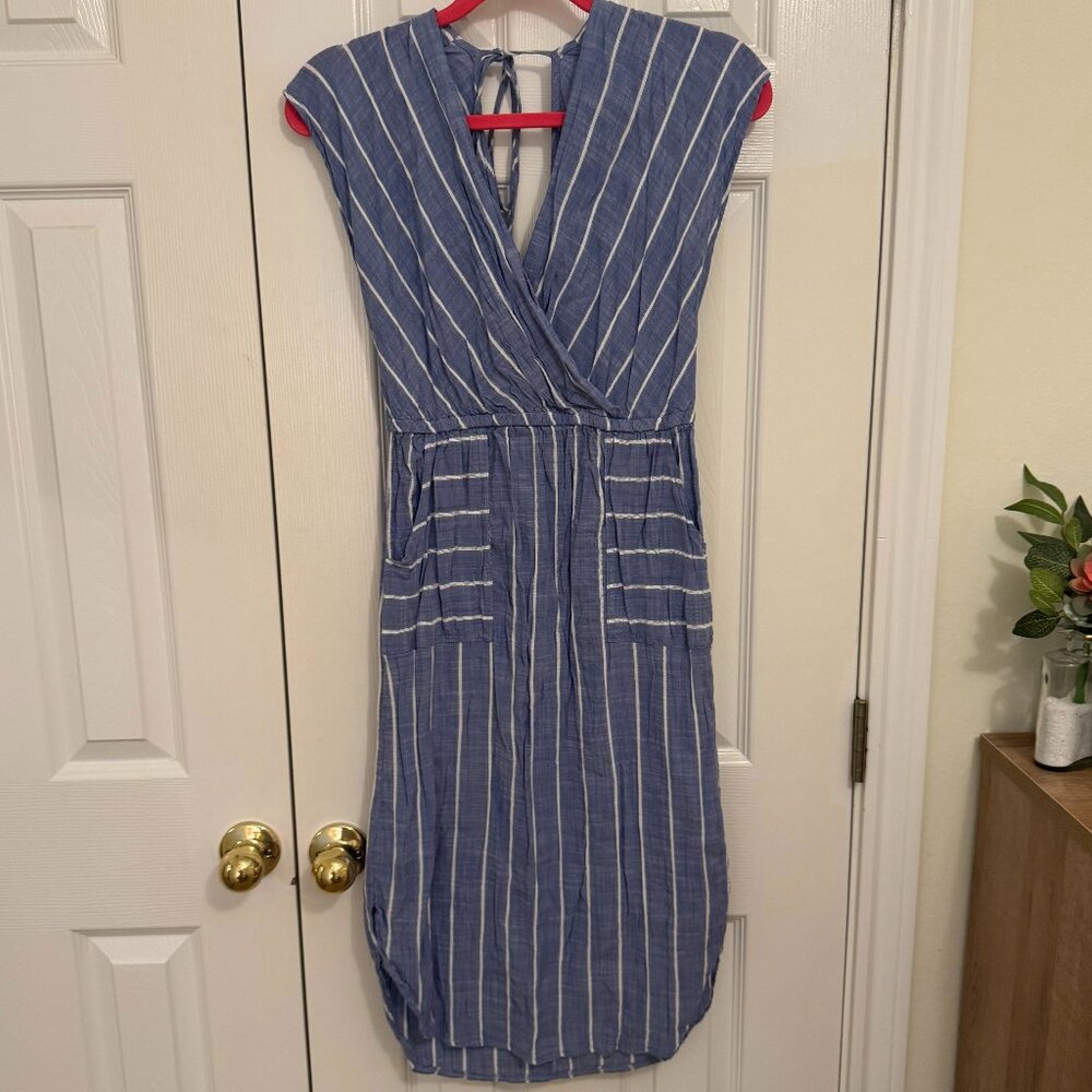 Medium Striped Universal Thread Midi Dress